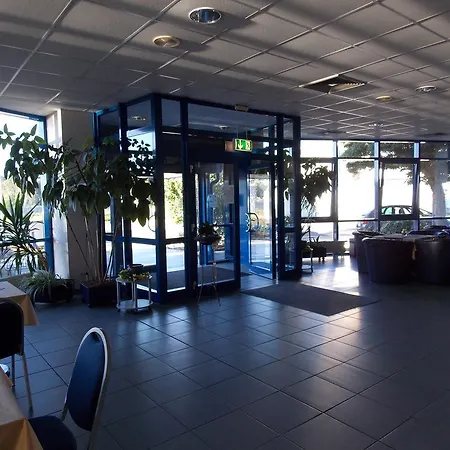 Central-hotel Ξενοδοχείο 3*