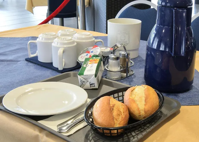 فندق Central-hotel 3*