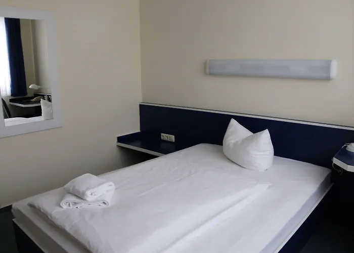 Central-hotel فندق