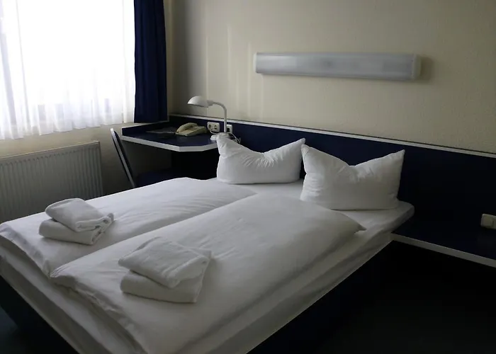 Central-hotel ايبرسوالده فيناو